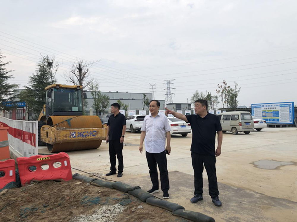 乐鱼注册_乐鱼（中国）
党委委员、副总经理张岩到侯寨新镇区安置区调研项目建设工作